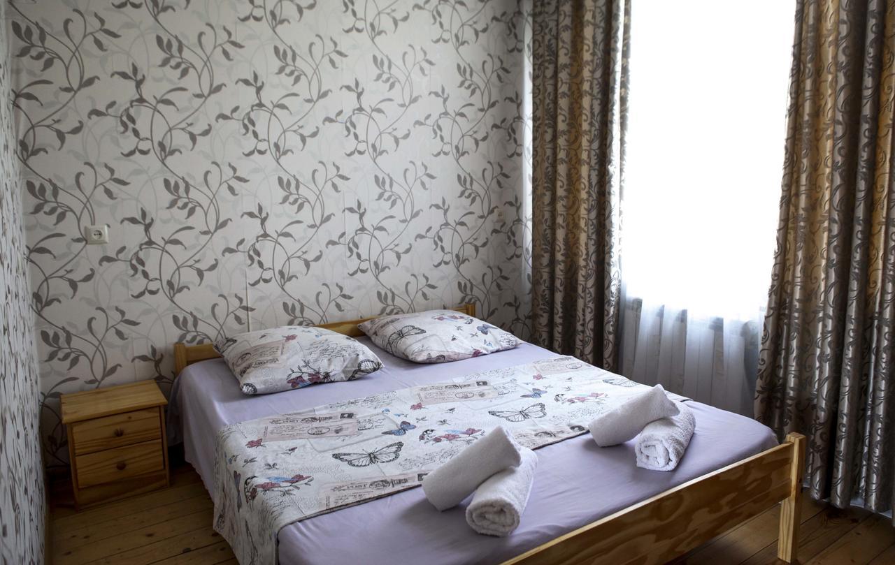 Family Mini-Hotel Martirosyan'S And Tours Jerevan Eksteriør bilde