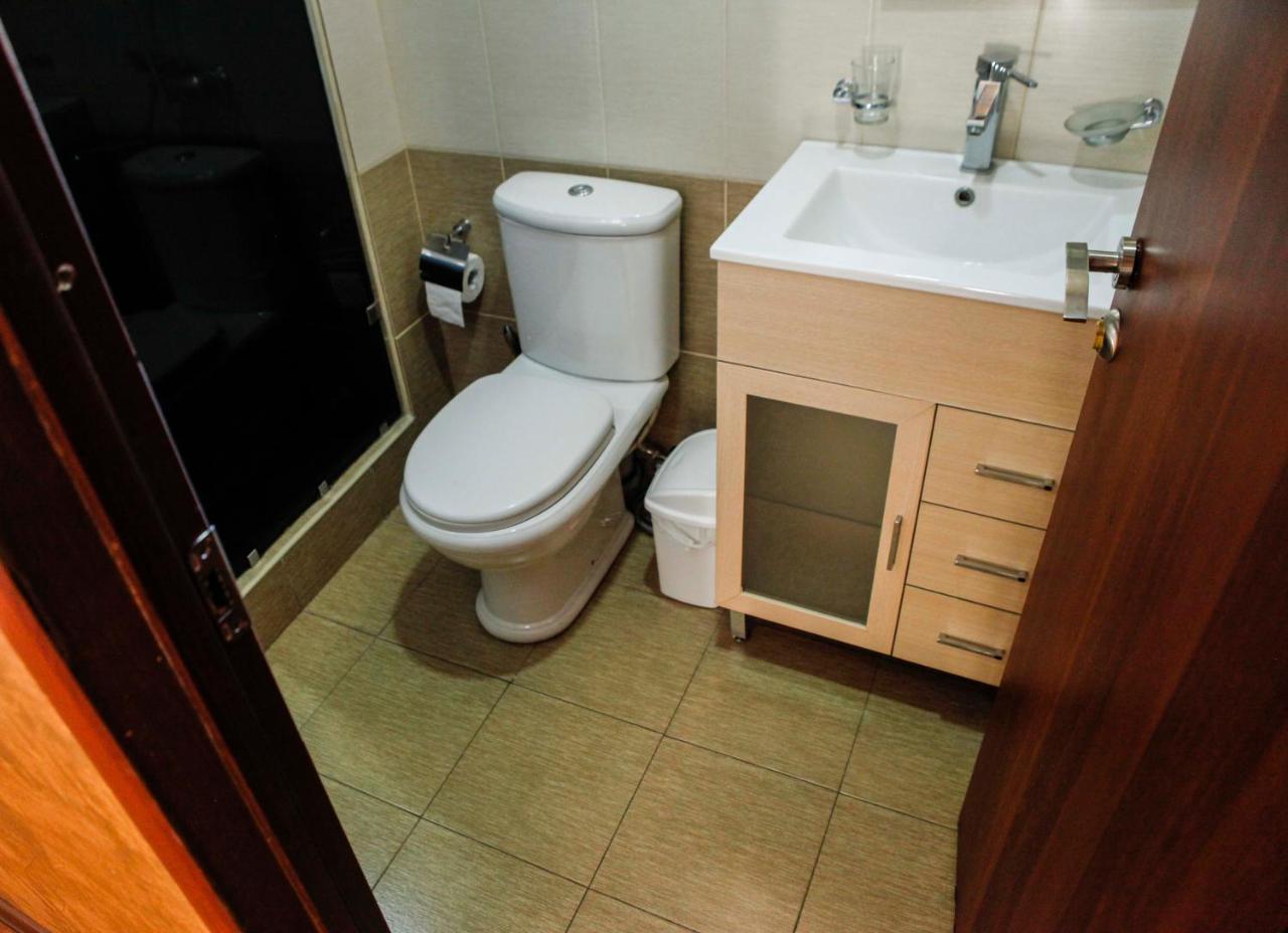 Family Mini-Hotel Martirosyan'S And Tours Jerevan Eksteriør bilde