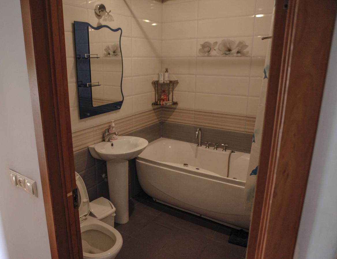 Family Mini-Hotel Martirosyan'S And Tours Jerevan Eksteriør bilde
